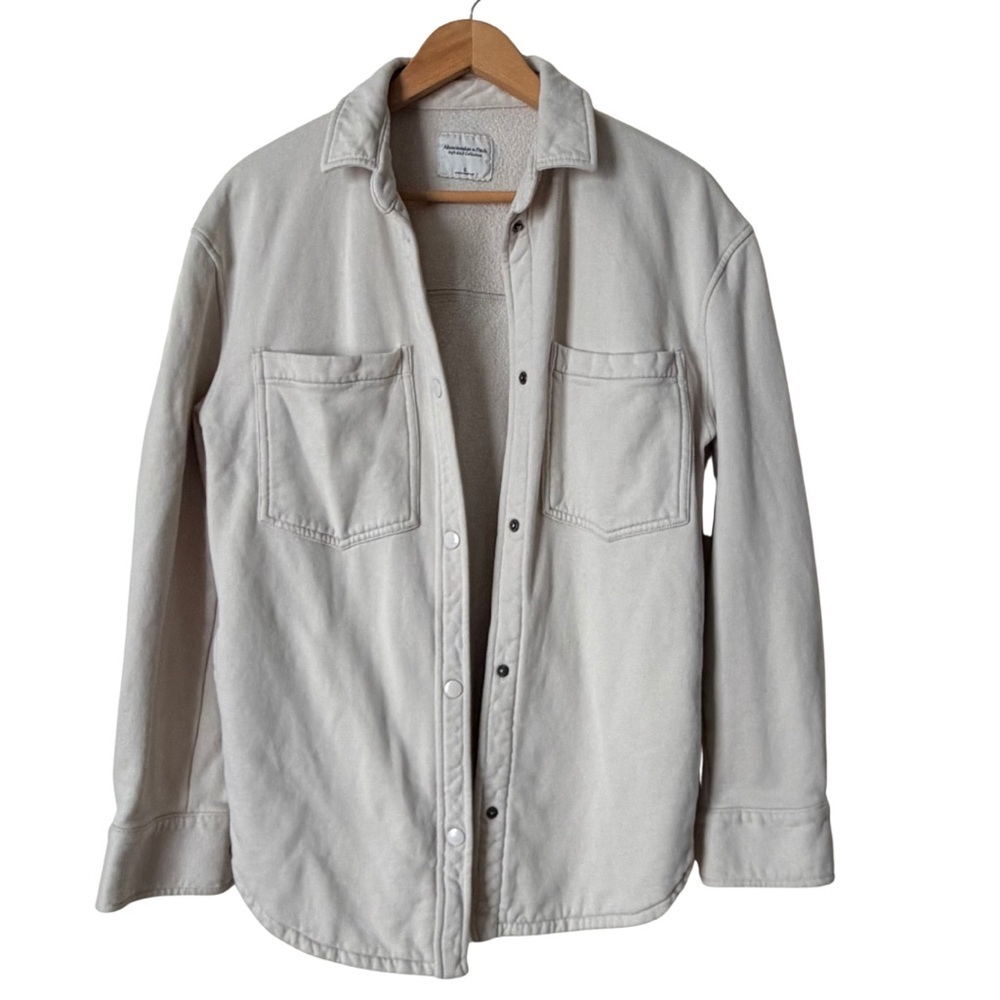Abercrombie & Fitch Men’s Soft Button Tan Beige Double Pocket Shacket, Small